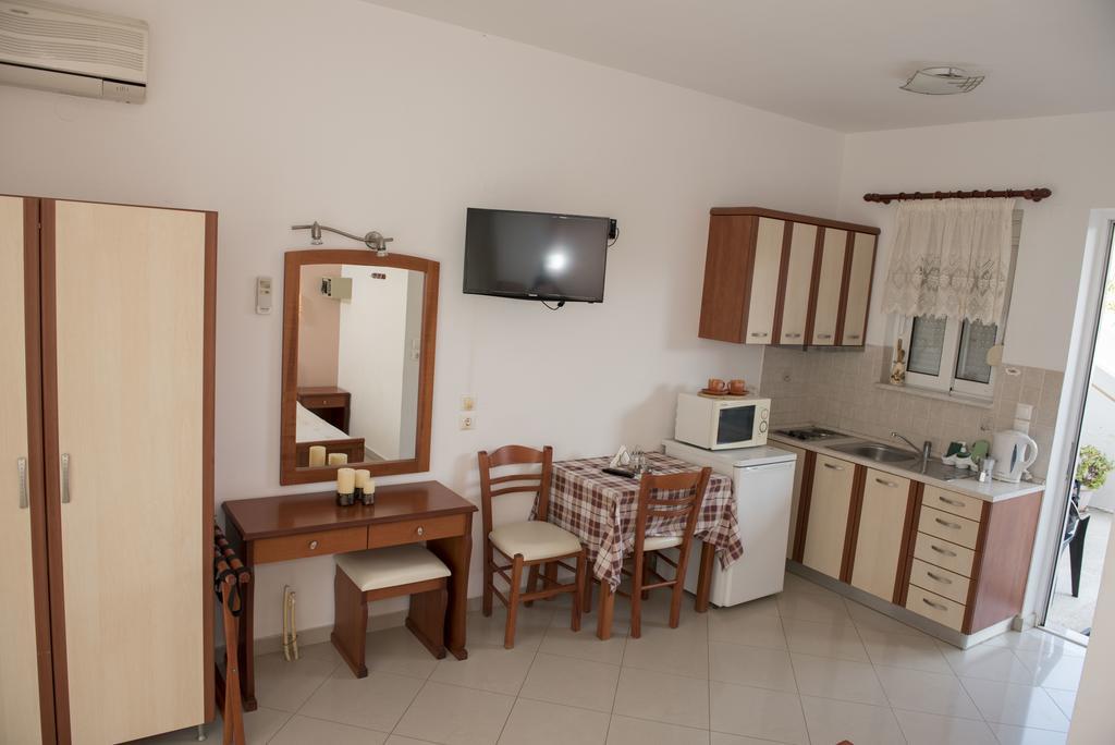 Nephele Apartments Faliraki Zewnętrze zdjęcie